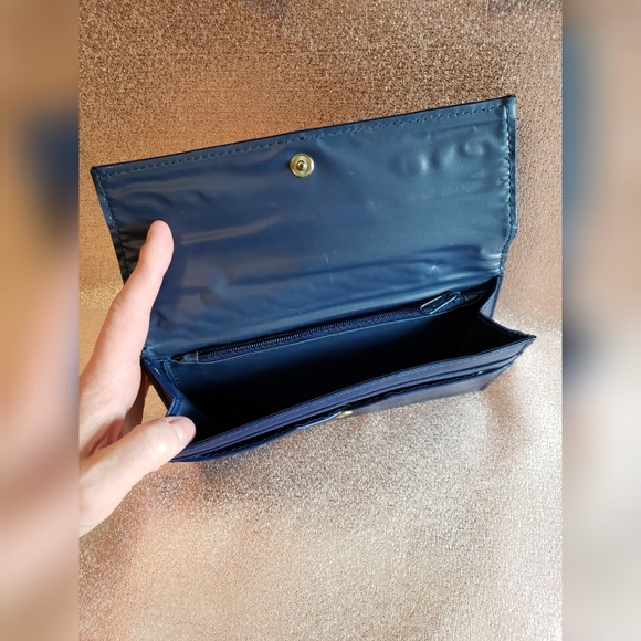 Blue Quilted Wallet Gold Hardware - Picture 7 of 7